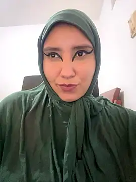 Snapshot of hannahayat chatting on 01/10/26, 08:43 hannahayat online show from 01/10/26, 08:43