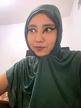 Snapshot of hannahayat chatting on 01/15/26, 08:45 hannahayat online show from 01/15/26, 08:45