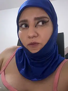 hannahayat online show from 06/11/26, 12:32