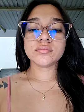 -VICKKY online show from 03/25/26, 02:45