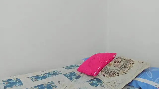 Snapshot of sofiaparker8 chatting on 01/27/25, 11:54 sofiaparker8 online show from 01/27/25, 11:54