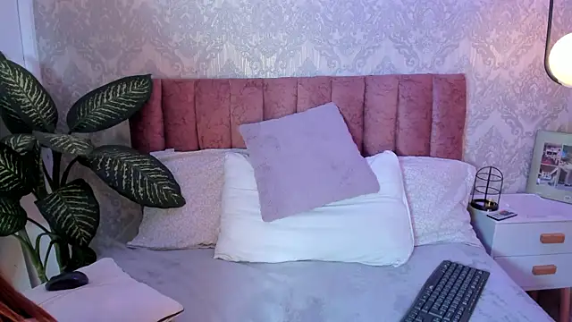 tiffany becker online show from 01/07/25, 10:52