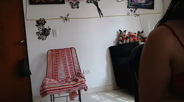 Snapshot of Pauleett chatting on 01/10/25, 08:26 Pauleett online show from 01/10/25, 08:26