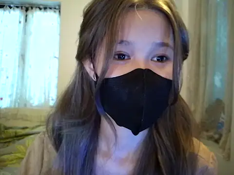 Snapshot of thithi8369 chatting on 11/02/25, 03:20 thithi8369 online show from 11/02/25, 03:20