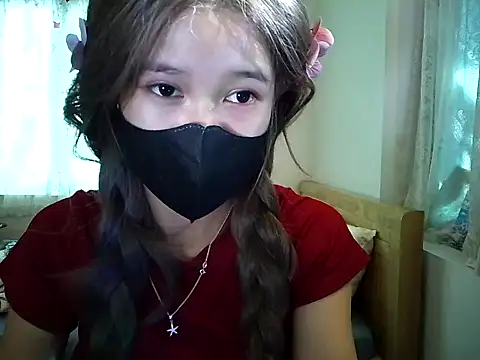 Snapshot of thithi8369 chatting on 11/25/25, 03:39 thithi8369 online show from 11/25/25, 03:39