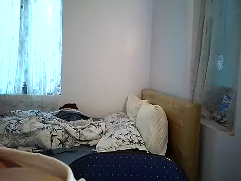 Snapshot of thithi8369 chatting on 02/02/26, 06:01 thithi8369 online show from 02/02/26, 06:01