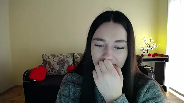 Pretty shy online show from 04/10/26, 09:14