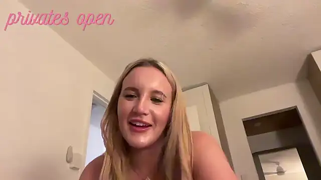 isisxoxx online show from 02/22/25, 12:51