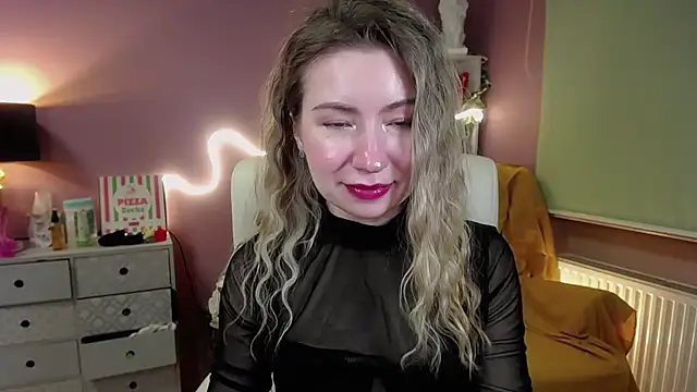 Mia Tasty online show from 02/25/25, 05:58