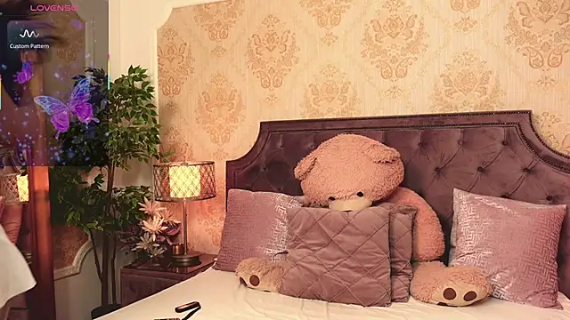 JaneDevine online show from 09/20/25, 05:08