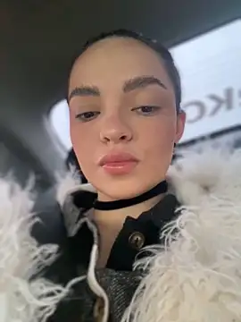 Snapshot of AnaWest chatting on 02/11/25, 05:05 AnaWest online show from 02/11/25, 05:05