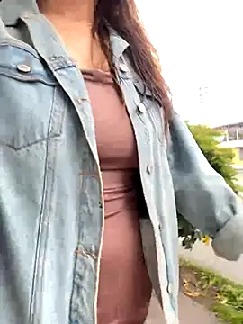 iriiina veneno online show from 11/02/25, 03:03