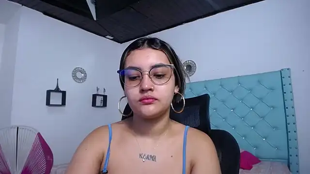 antonella sweetlittle online show from 04/18/26, 12:20