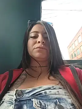 Snapshot of Alona_Evans chatting on 06/01/26, 10:00 Alona Evans online show from 06/01/26, 10:00