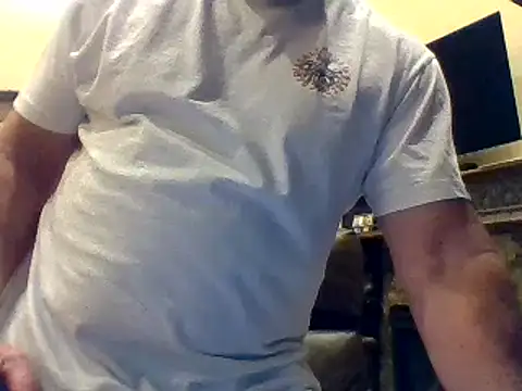 Snapshot of sluttydylan chatting on 02/08/25, 08:53 sluttydylan online show from 02/08/25, 08:53
