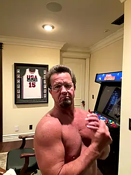 sluttydylan online show from 12/01/25, 03:22