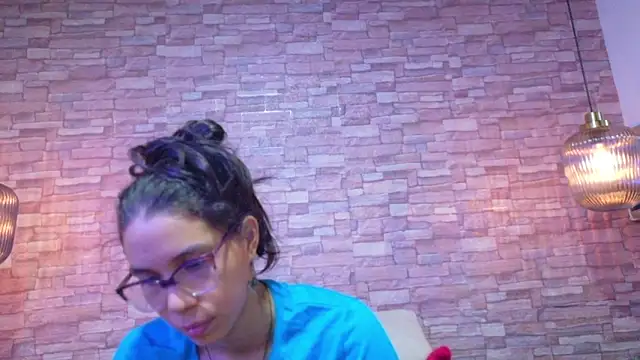 nextdoor fantasy1 online show from 04/28/26, 03:11