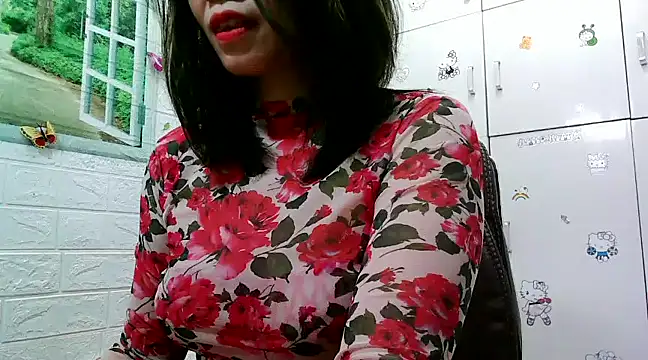 Snapshot of Soul6996 chatting on 02/13/25, 12:11 Soul6996 online show from 02/13/25, 12:11