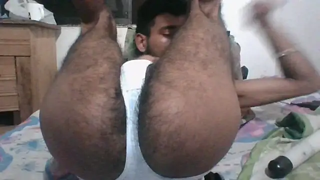 Snapshot of MaximoSualteza777 chatting on 02/16/25, 12:41 MaximoSualteza777 online show from 02/16/25, 12:41