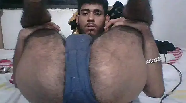 Snapshot of MaximoSualteza777 chatting on 03/21/25, 07:22 MaximoSualteza777 online show from 03/21/25, 07:22