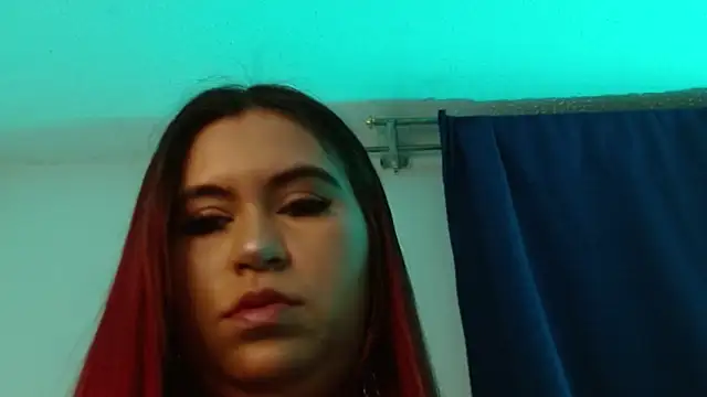 Snapshot of cata__gutierrez_ chatting on 11/14/25, 03:27 cata gutierrez online show from 11/14/25, 03:27