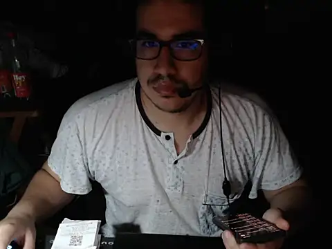Snapshot of thealfawolf01 chatting on 05/28/26, 03:48 thealfawolf01 online show from 05/28/26, 03:48
