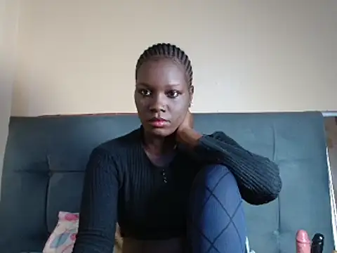 Snapshot of Layla_Amish1 chatting on 10/14/25, 03:40 Layla Amish1 online show from 10/14/25, 03:40