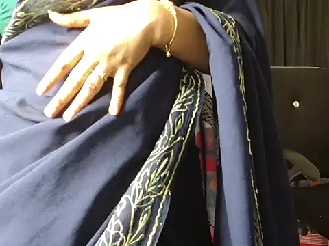 Unlucky-flowers online show from 02/22/26, 06:06