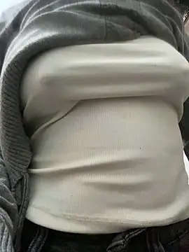 Snapshot of Sofia_xx2 chatting on 12/10/24, 09:55 Sofia xx2 online show from 12/10/24, 09:55