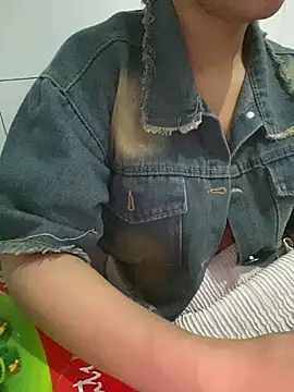 Snapshot of Sofia_xx2 chatting on 02/18/25, 02:38 Sofia xx2 online show from 02/18/25, 02:38