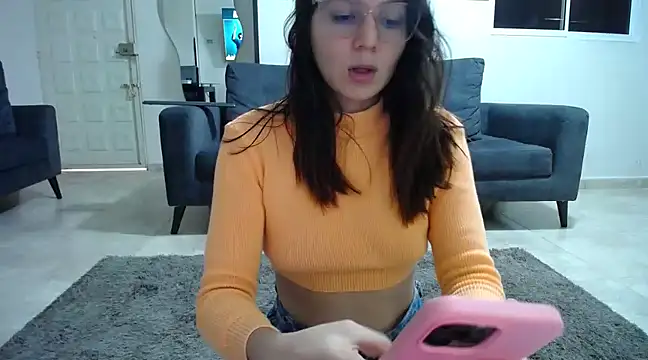 julianamorant online show from 03/20/25, 06:20