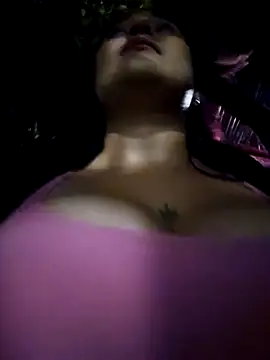 Snapshot of Blushing_Katy chatting on 12/10/24, 11:51 Blushing Katy online show from 12/10/24, 11:51