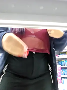 Snapshot of Blushing_Katy chatting on 01/07/25, 12:13 Blushing Katy online show from 01/07/25, 12:13