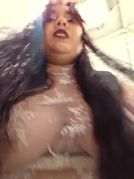 Snapshot of Blushing_Katy chatting on 04/12/26, 12:15 Blushing Katy online show from 04/12/26, 12:15