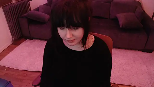 Lynylou online show from 01/17/25, 10:01