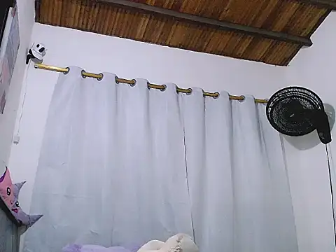 tifany19  online show from 11/21/25, 01:26