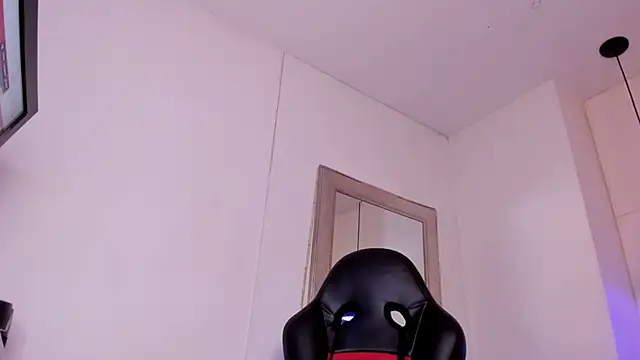 angel hardy dl online show from 09/10/25, 10:48