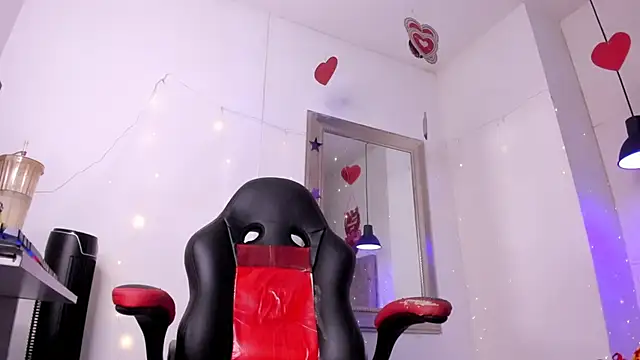 angel hardy dl online show from 06/25/26, 11:04