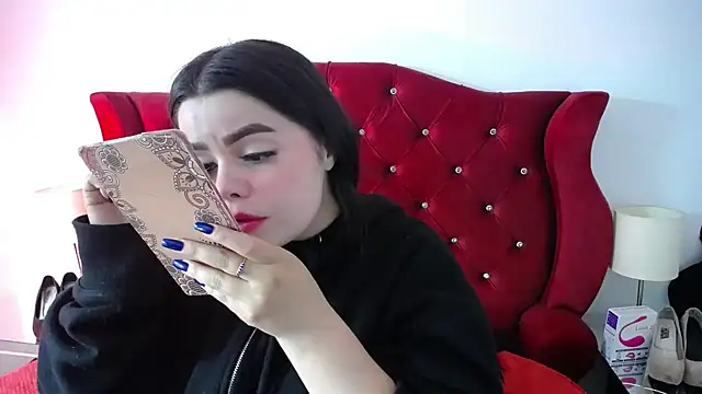 Snapshot of BrithneyLee_ chatting on 02/02/25, 07:57 BrithneyLee  online show from 02/02/25, 07:57