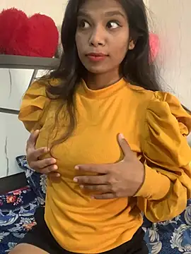 hottiess69 online show from 03/05/25, 04:13