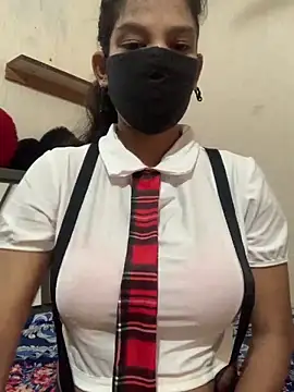 hottiess69 online show from 09/19/25, 05:31