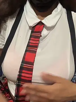 hottiess69 online show from 10/05/25, 04:49