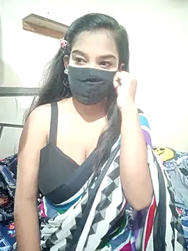 hottiess69 online show from 03/18/26, 08:28