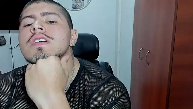 Snapshot of Baltazar_Dupont chatting on 06/02/26, 02:52 Baltazar Dupont online show from 06/02/26, 02:52