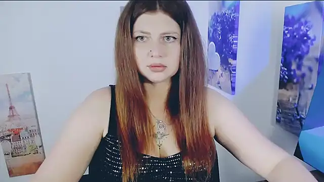 Snapshot of Lizzy_Love chatting on 06/21/26, 10:18 Lizzy Love online show from 06/21/26, 10:18