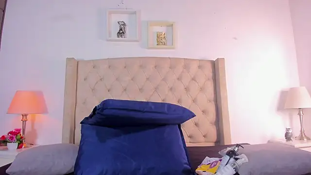 allisson m online show from 11/06/25, 12:06