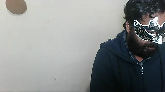 Cutehornycouples online show from 01/11/26, 05:51