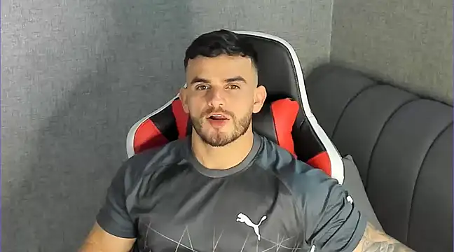 Ricardogo19 online show from 01/16/25, 01:47