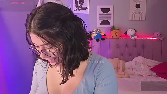 LoaLuxury online show from 04/09/26, 08:25