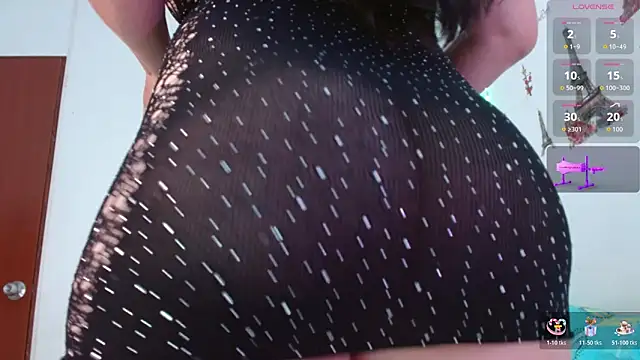 Emelyross  online show from 04/17/26, 06:00